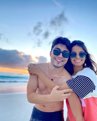 Deborah e Caio ao Pôr do Sol
